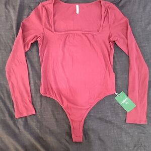 HALARA Red Long Sleeve Bodysuit Size M NWT